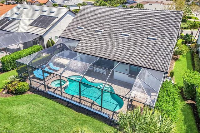 9373 Surfbird CT, Naples, FL 34120