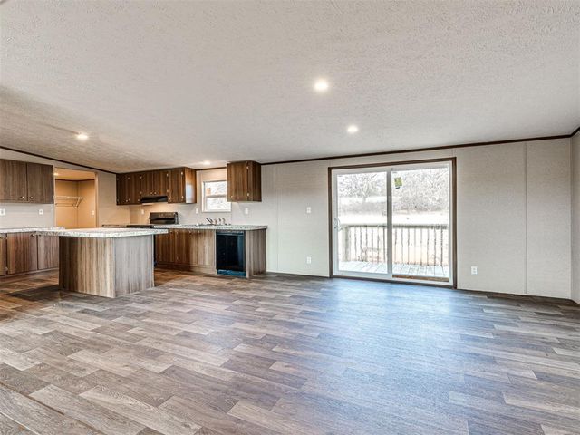 10621 208th Street, Blanchard, OK 73010