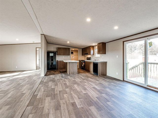 10621 208th Street, Blanchard, OK 73010