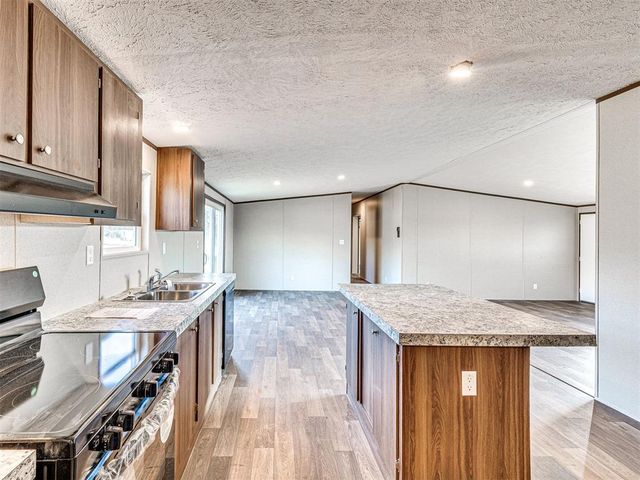 10621 208th Street, Blanchard, OK 73010