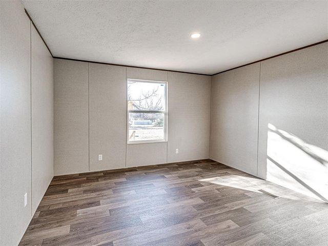 10621 208th Street, Blanchard, OK 73010