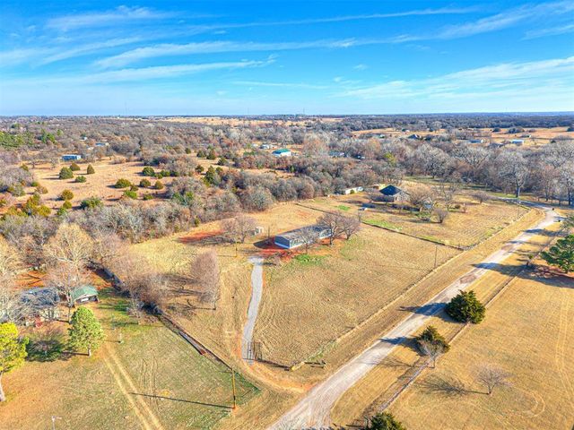 10621 208th Street, Blanchard, OK 73010