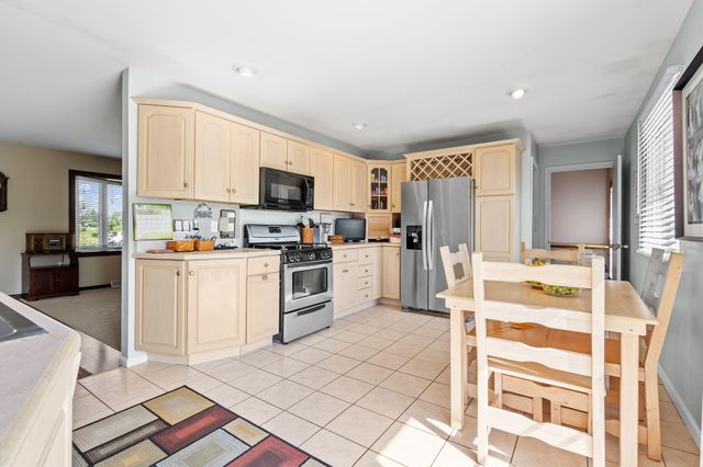 1125 N 350 E, Chesterton, IN 46304