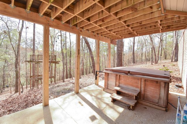 225 Mercer Road, Deatsville, AL 36022