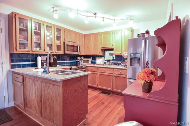 225 Mercer Road, Deatsville, AL 36022