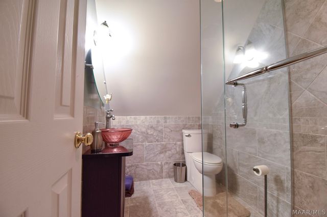 225 Mercer Road, Deatsville, AL 36022