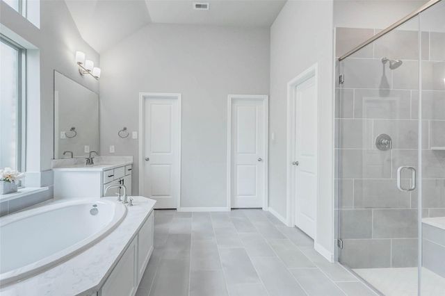 2806 Kingly Pine Trail, Conroe, TX 77385