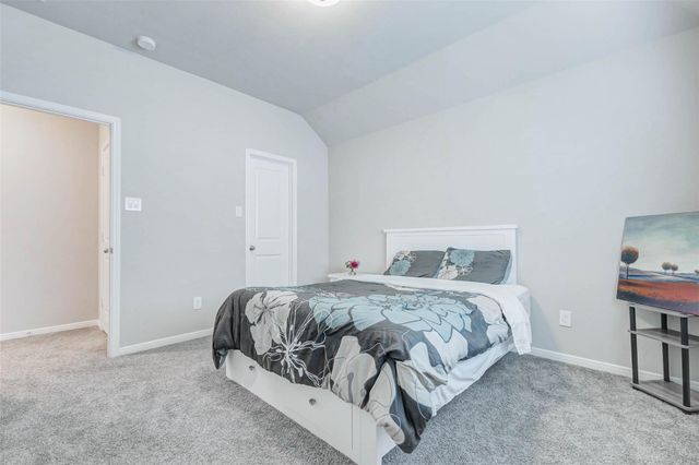 2806 Kingly Pine Trail, Conroe, TX 77385