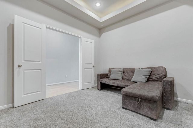 2806 Kingly Pine Trail, Conroe, TX 77385