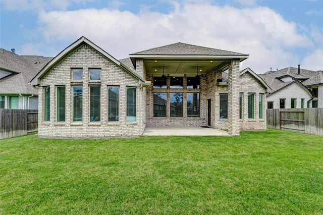 2806 Kingly Pine Trail, Conroe, TX 77385