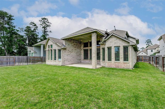 2806 Kingly Pine Trail, Conroe, TX 77385