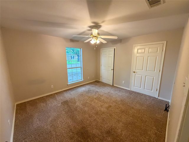 2204 N Village Drive, Bonham, TX 75418