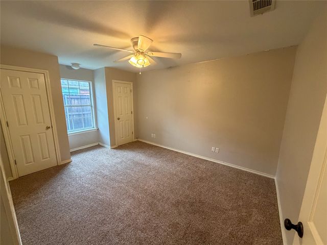 2204 N Village Drive, Bonham, TX 75418