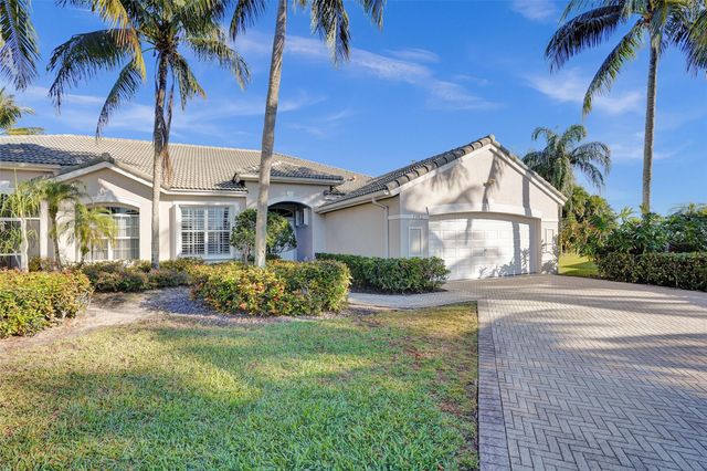 7992 Rockford Rd, Boynton Beach, FL 33472