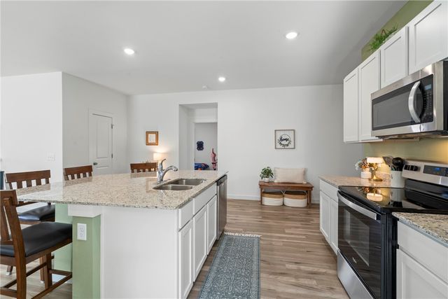 302 E Seville Street, Siloam Springs, AR 72761