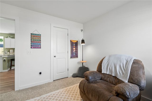 302 E Seville Street, Siloam Springs, AR 72761