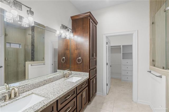 602 S Coyote Avenue, La Joya, TX 78560