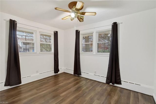 14 Belmont RD, Newport News, VA 23601