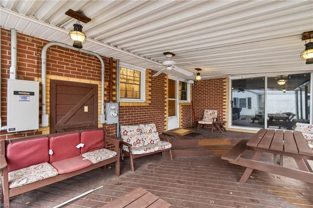 14 Belmont RD, Newport News, VA 23601