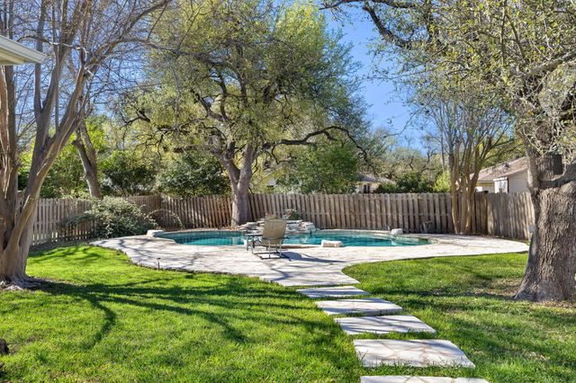 10009 Liriope CV, Austin, TX 78750