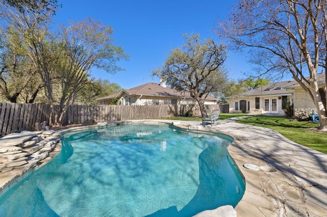 10009 Liriope CV, Austin, TX 78750