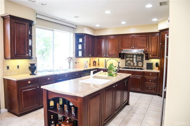 20370 Via Cellini, Porter Ranch, CA 91326