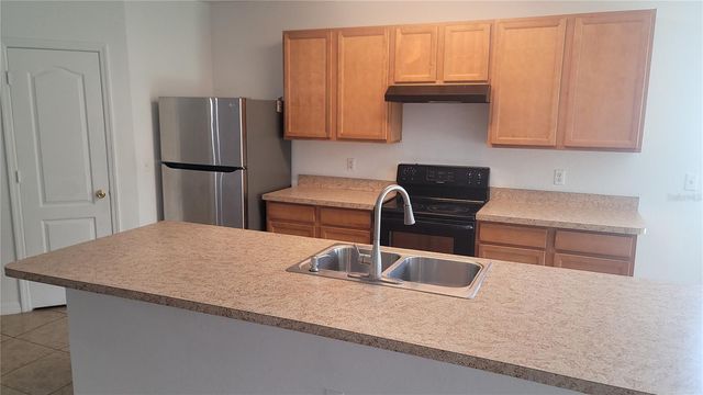 1725 WALLACE MANOR LOOP, Winter Haven, FL 33880