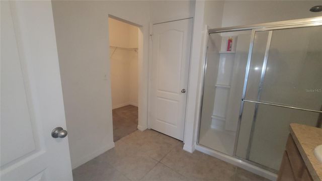 1725 WALLACE MANOR LOOP, Winter Haven, FL 33880