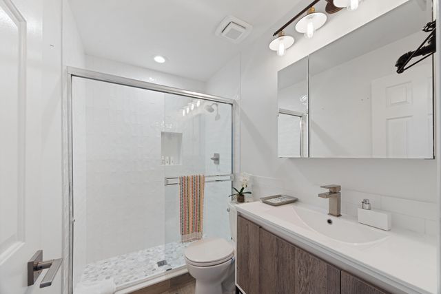 5710 Coach House Circle F, Boca Raton, FL 33486