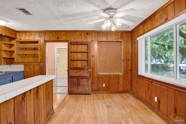 533 Ditmar St, Pensacola, FL 32503