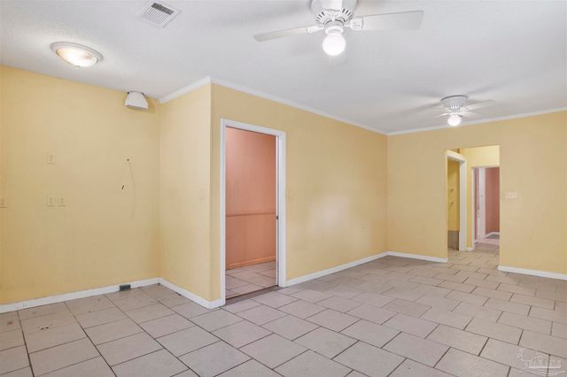 533 Ditmar St, Pensacola, FL 32503