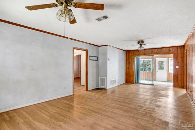 533 Ditmar St, Pensacola, FL 32503