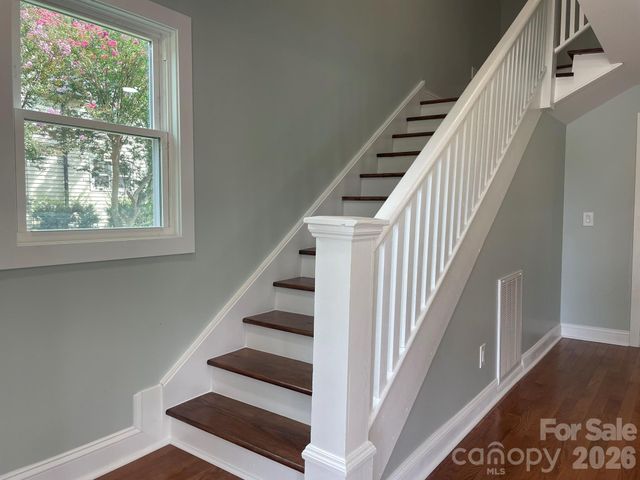 200 E White Street, Morganton, NC 28655