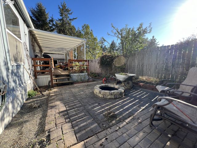 16126 GUSTAFSON Ln, Brookings, OR 97415