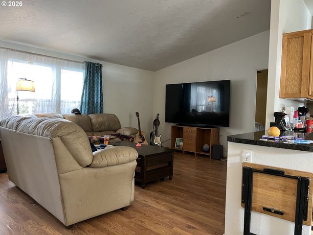 16126 GUSTAFSON Ln, Brookings, OR 97415
