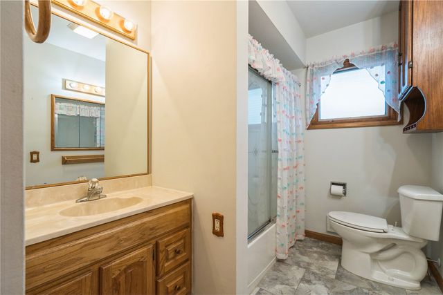 1155 A Avenue NW, Marion, IA 52302