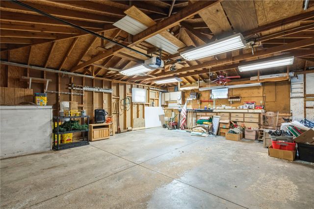 1155 A Avenue NW, Marion, IA 52302