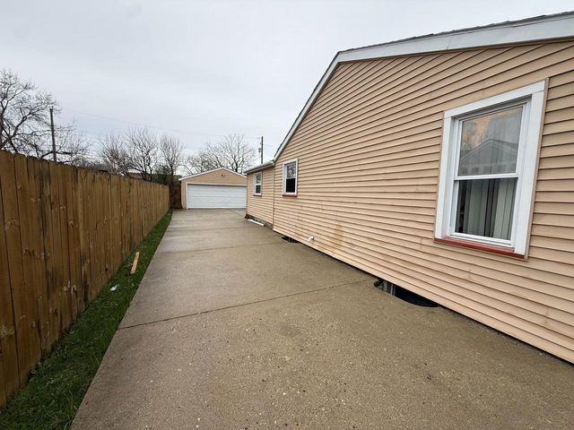 3030 Gates STREET, Mount Pleasant, WI 53403