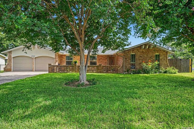 4355 Treehouse Dr, San Antonio, TX 78222