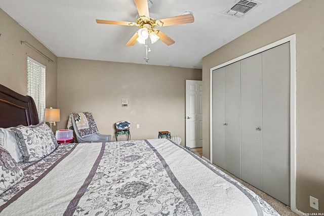 4355 Treehouse Dr, San Antonio, TX 78222