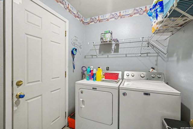 4355 Treehouse Dr, San Antonio, TX 78222