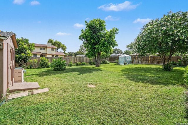 4355 Treehouse Dr, San Antonio, TX 78222