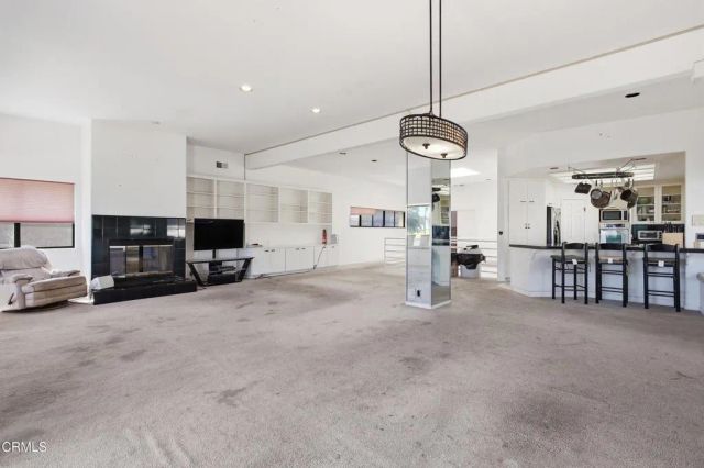 4900 Oceanaire Street, Oxnard, CA 93035