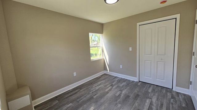 1150 Gibson Place, Gary, IN 46403