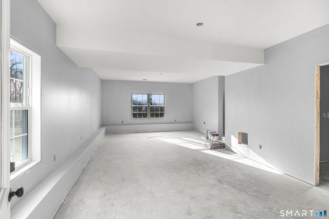 8 Taylor Bridge Road, Lebanon, CT 06249