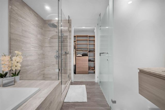 2900 NE 7th Ave 1806, Miami, FL 33137