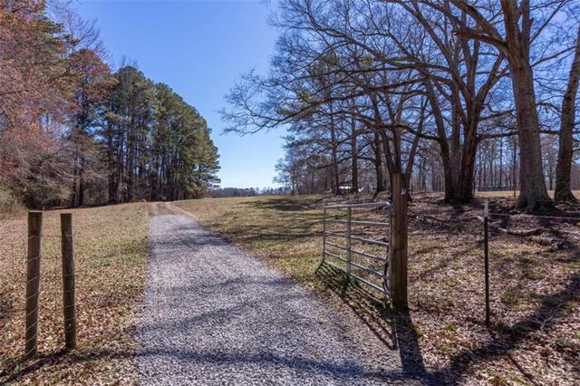 605 Rowe Road, Senoia, GA 30276