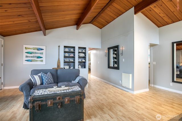 140 Jib Street NW, Ocean Shores, WA 98569