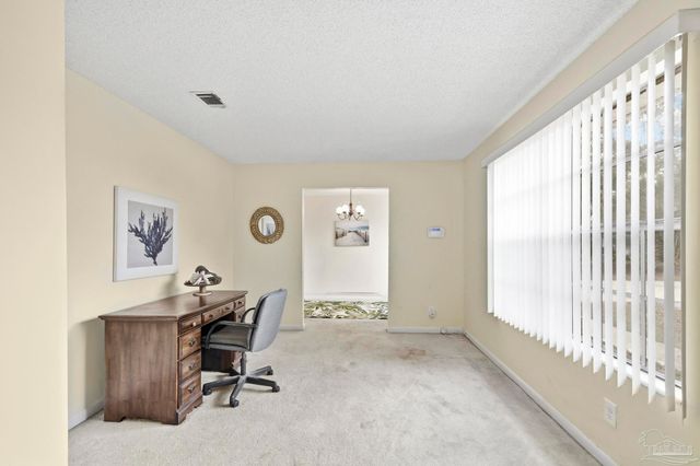 9520 Plainfield Ave, Pensacola, FL 32514