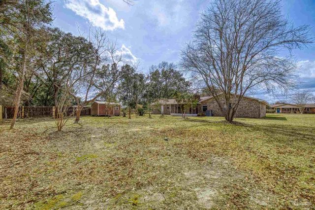 9520 Plainfield Ave, Pensacola, FL 32514